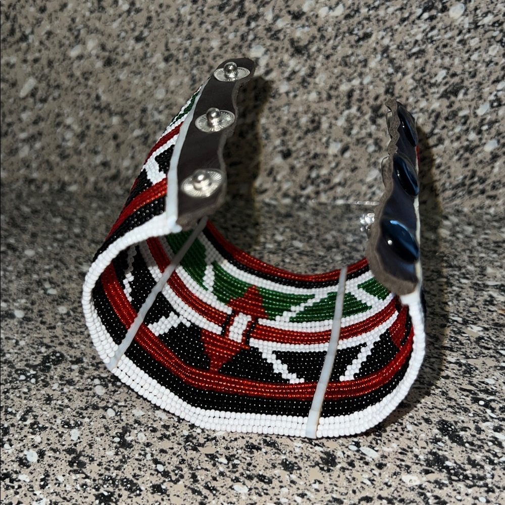 Handcrafted African Beaded Bracelet. - Picture 6 of 10